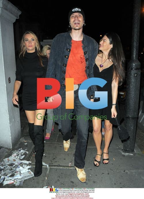 Mystery from 'The Pick Up Artist' enjoys night out