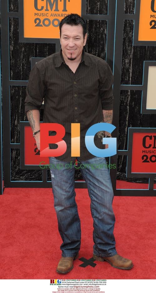Steve Harwell of Smash Mouth at CMT Awards