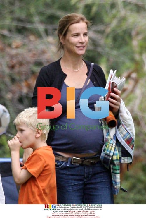 Pregnant Rachel Griffiths and family at park