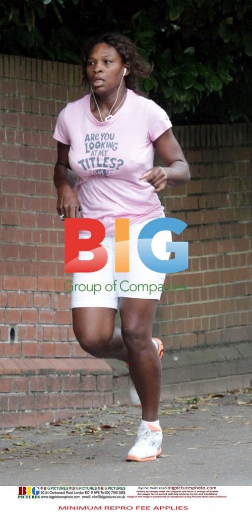 Serena Williams jogging in Wimbledon