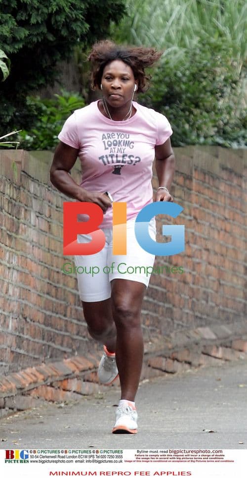 Serena Williams jogging in Wimbledon