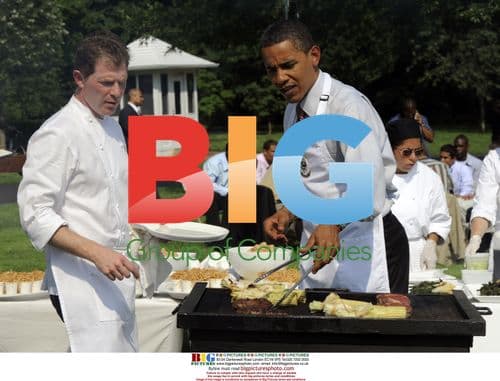 Obama Grills with Bobby Flay at White House Barbeque