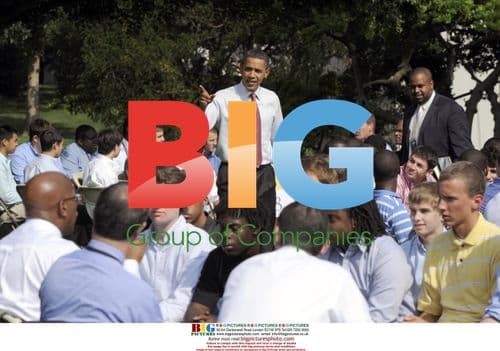 Obama speaks to students at White House barbeque