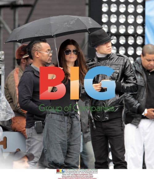 Fergie & Black Eyed Peas Rehearse for MMVA's