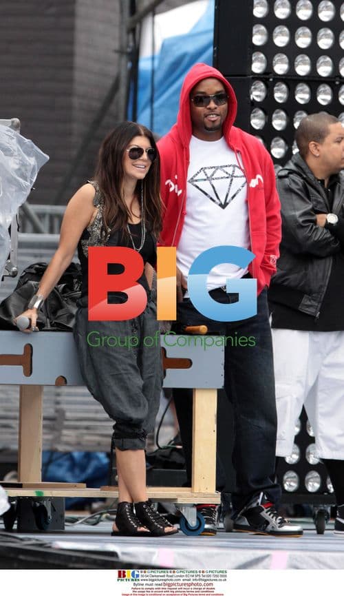 Fergie & Black Eyed Peas rehearse for MMVA's