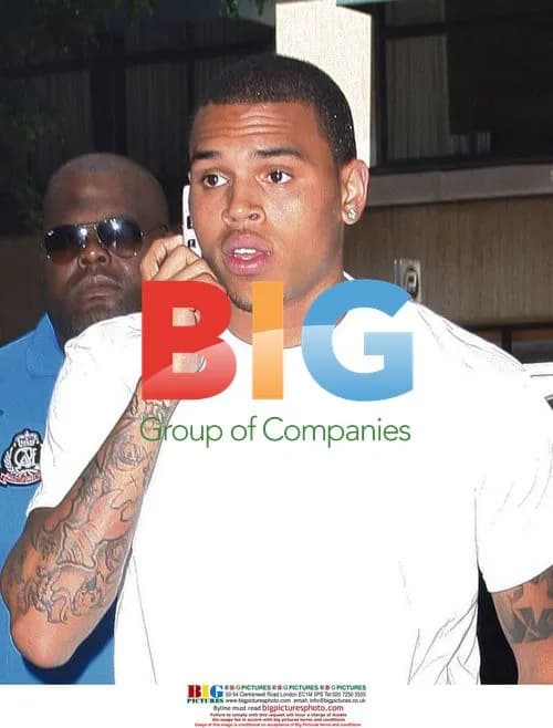 Chris Brown arrives at lawyer's office