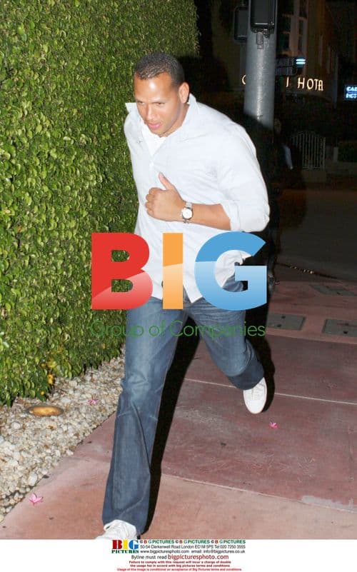 Alex Rodriguez and Kate Hudson Dine Separately