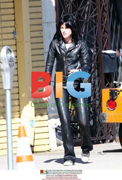 Kristen Stewart films 'The Runaways'