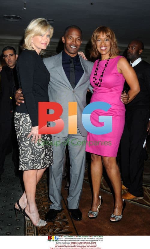 Diane Sawyer, Gayle King and Jamie Foxx at UJA-Federation's Music Visionary Event