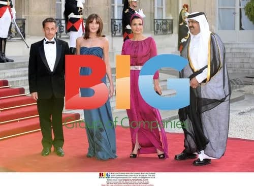 Sarkozy and Bruni-Sarkozy Welcome Qatari Emir
