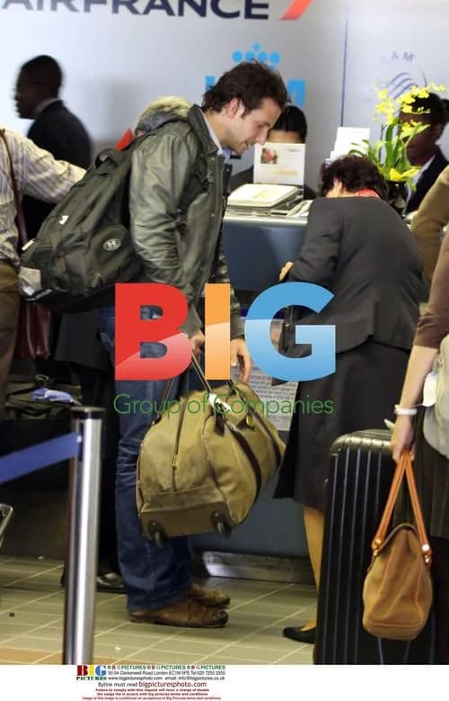 Bradley Cooper Leaving for Europe