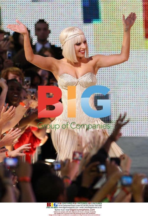 Lady GaGa wins 2009 Much Music Video Award
