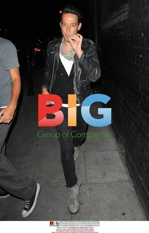 Kate Moss and Jamie Hince Leaving Dead Weather Show