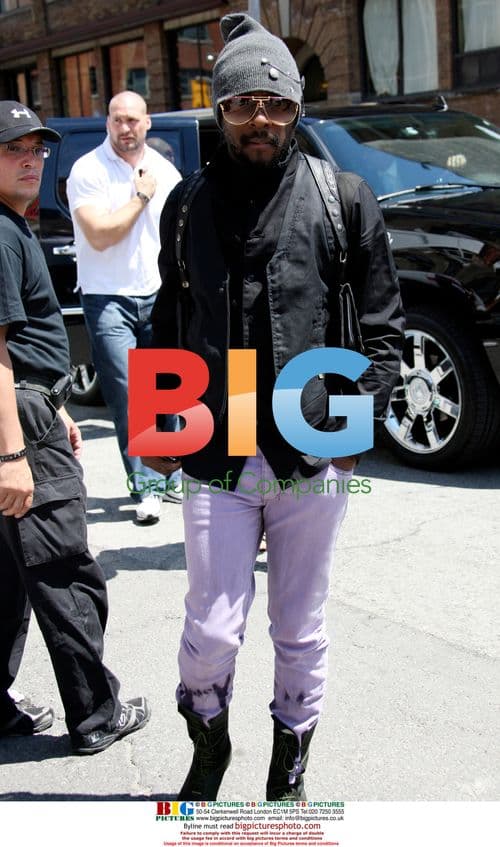 Black Eyed Peas Arrive at 2009 MuchMusic Video Awards