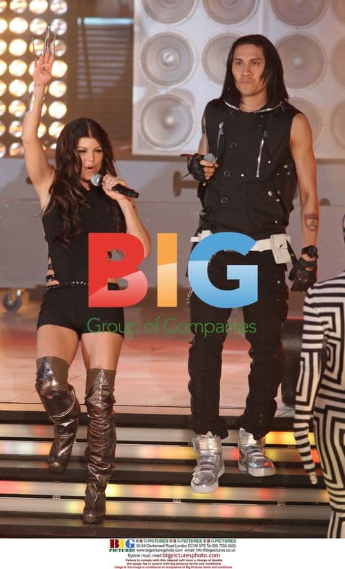 Black Eyed Peas Perform at 2009 MMVA