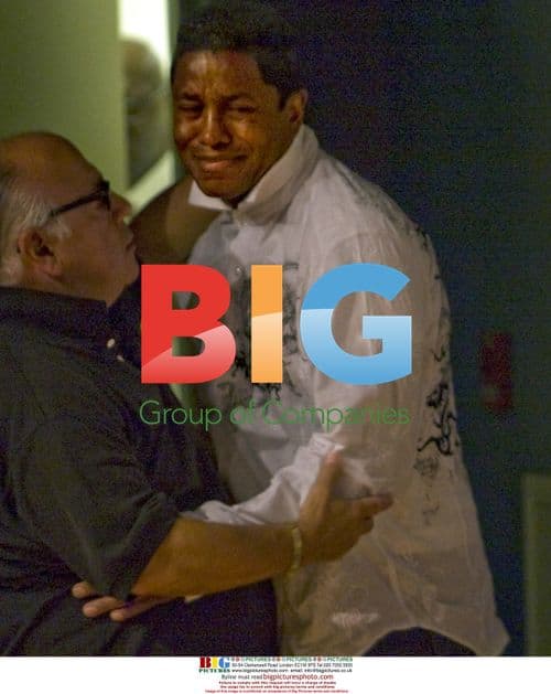 Jermaine Jackson announces Michael Jackson's death