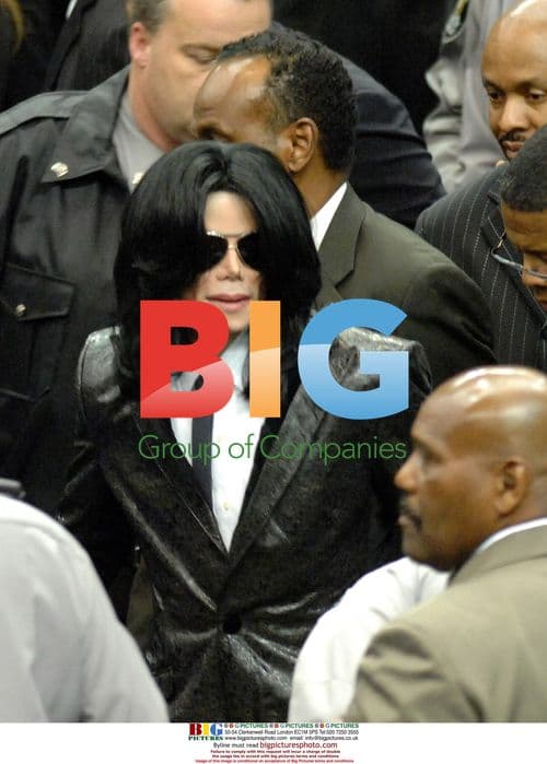 Pop Legend Michael Jackson Dies at 50