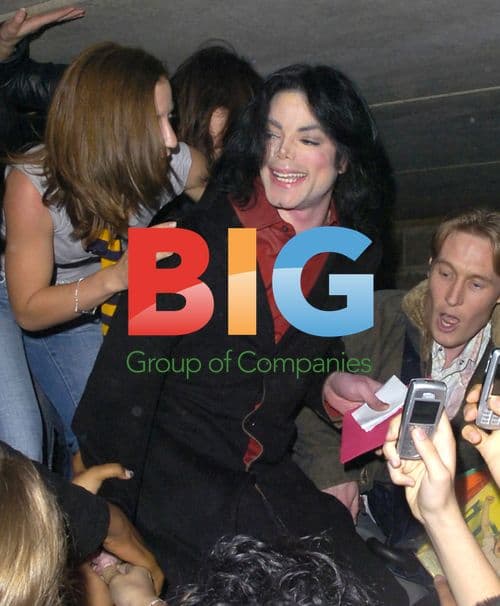 Michael Jackson mobbed by fans in London