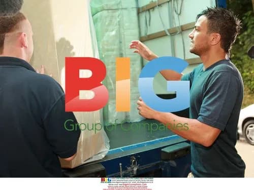Peter Andre receives new bed delivery