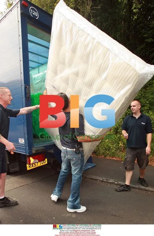 Peter Andre with new bed delivery