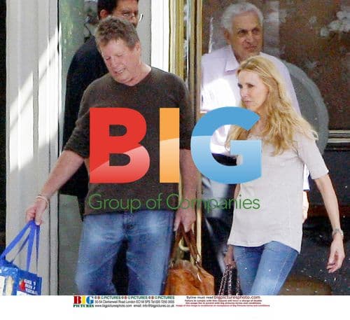 Ryan O'Neal and Alana Stewart leave Farrah Fawcett's home