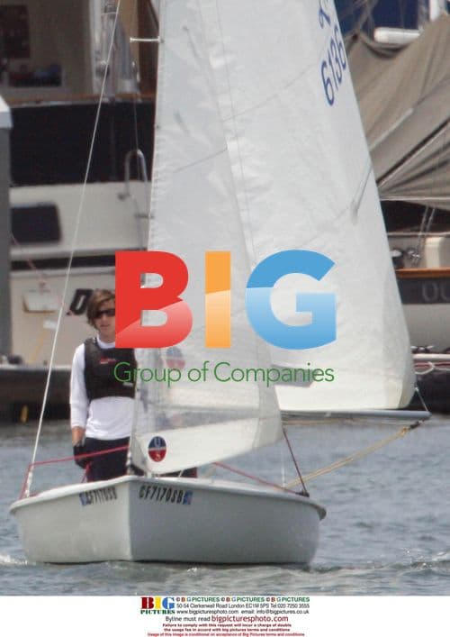 Zac Efron Gets Sailing Lessons