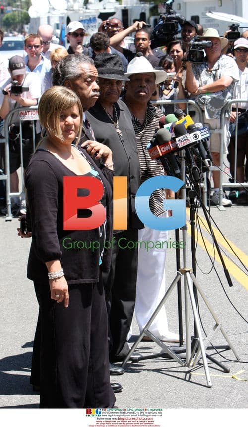 Al Sharpton and Joe Jackson hold press conference