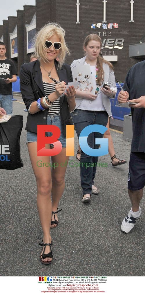 Pixie Lott signs autographs in Liverpool