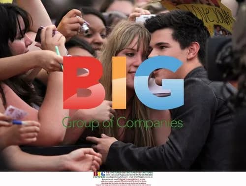 Taylor Lautner at 2009 Much Music Video Awards