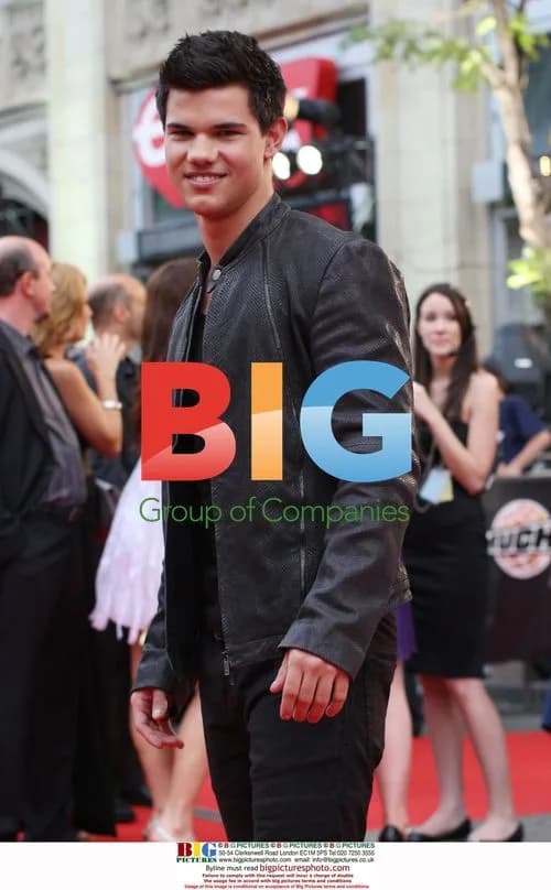 Taylor Lautner at 2009 Much Music Video Awards
