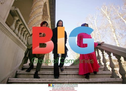 Iranian and American Actresses at Iran's Cinema Museum