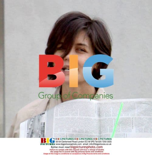 Suri Cruise exits art class with Katie Holmes