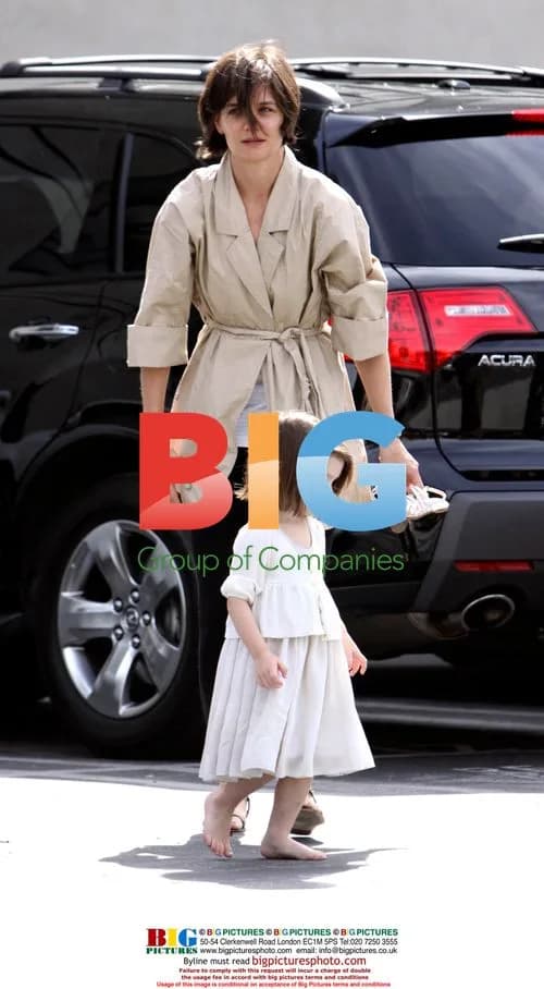 Suri Cruise leaves art class in Santa Monica