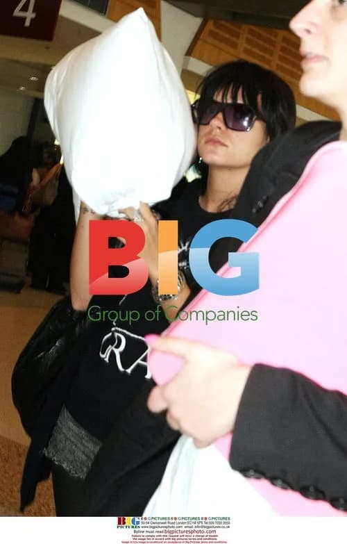 Lily Allen Arrives in Sydney, Australia