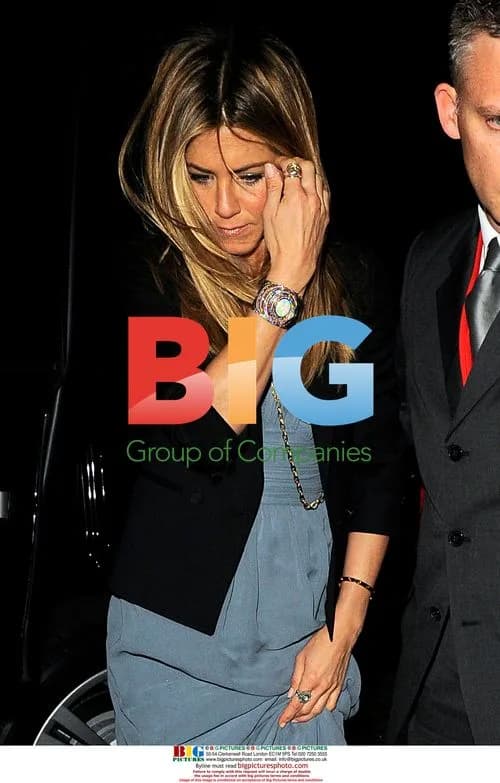 Jennifer Aniston Arrives at Shoreditch House