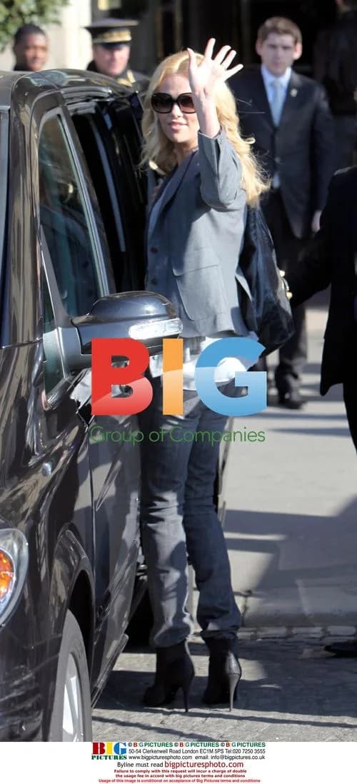 Charlize Theron leaves Paris hotel