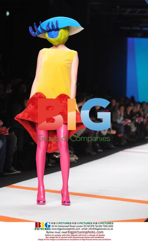 Agatha Ruiz de la Prada fashion show