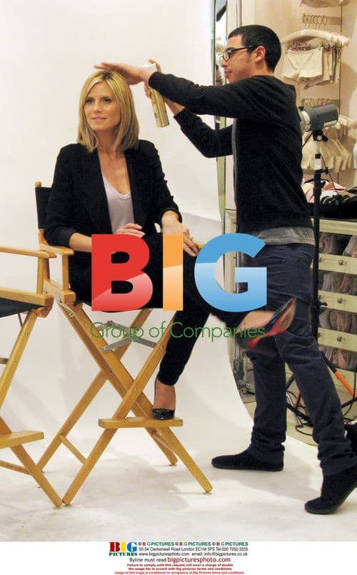 Heidi Klum Promotes 'Perfect Bra' at Victoria's Secret