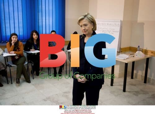 Hillary Clinton Visits Palestinian Students