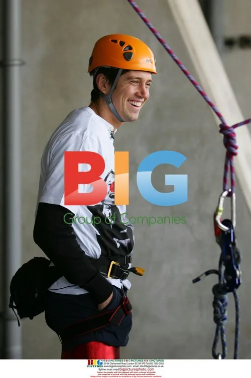 Vernon Kay abseils down Twickenham Stadium for charity