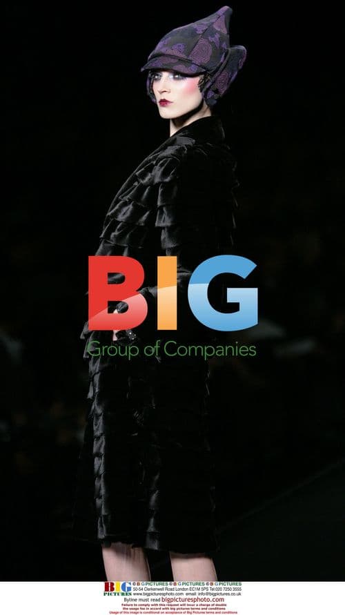 Dior Fall-Winter 2009/10 Fashion Show