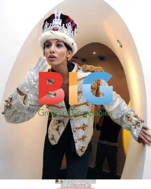 Martha Christie Wears Michael Jackson's Fashion