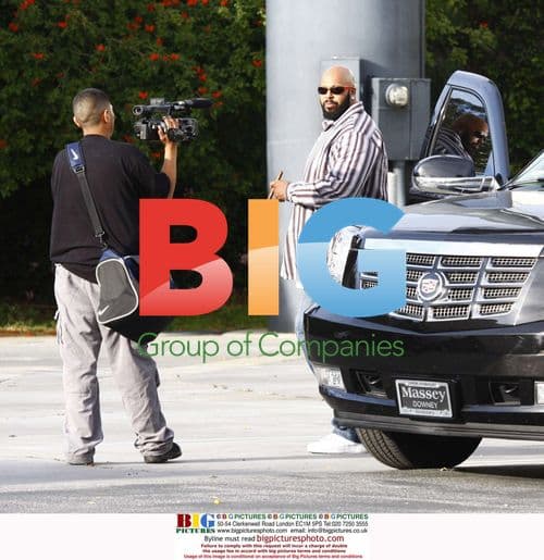 Suge Knight Supports Chris Brown