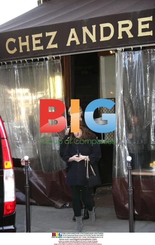 Charlize Theron shopping in Paris