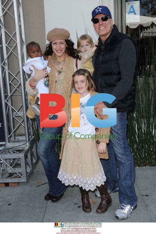 Joely Fisher Family at Stuart House Benefit