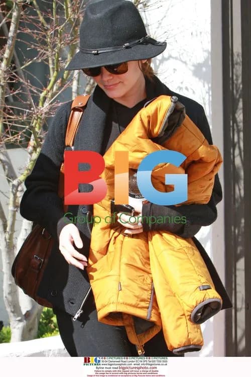 Rachel Bilson Bundled Up Leaving Home
