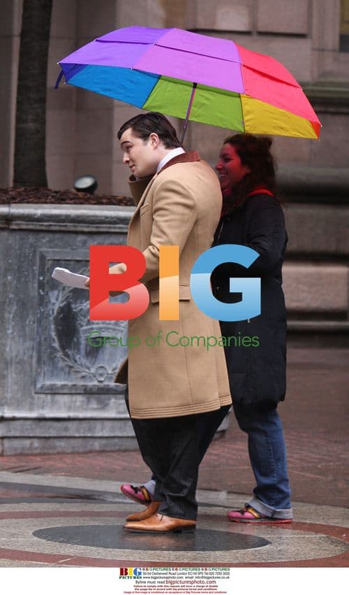 Ed Westwick on 'Gossip Girl' set