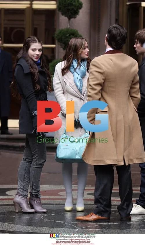 Gossip Girl Cast on Set