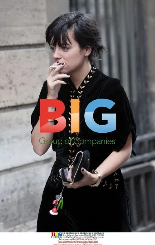 Lily Allen Shopping Spree in Paris