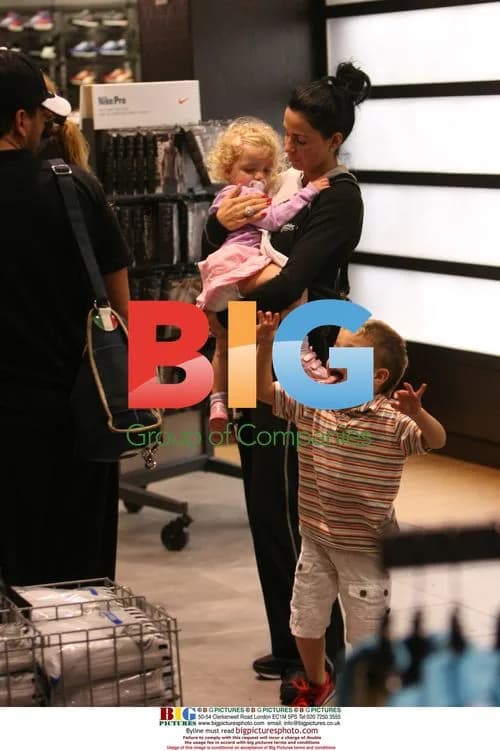Celebrity Couple Katie Price and Peter Andre Shopping